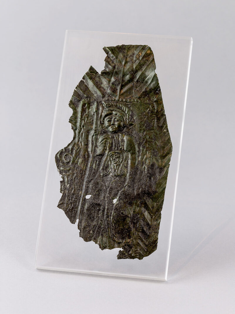 dorset-museum-objects-Bronze-Plaque-Fragment-Maiden-Castle